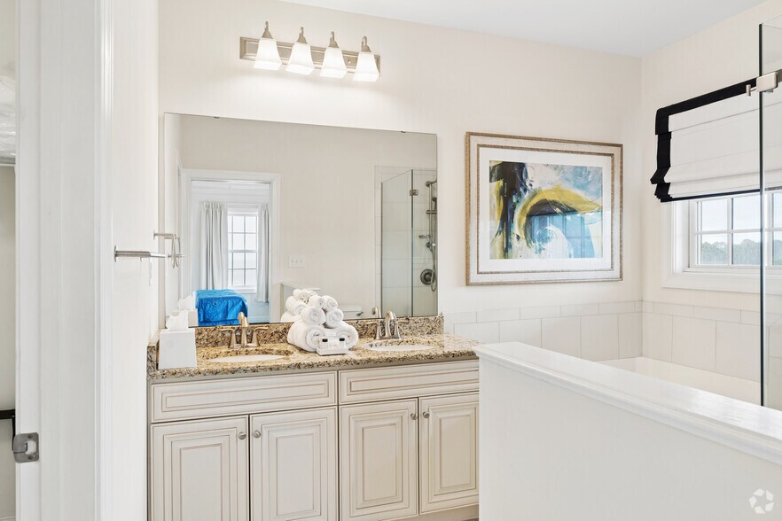More Photos Of 231 Waterside Dr, Roper Apartments For Sale