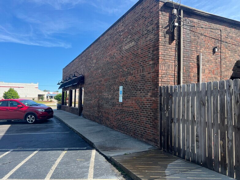 More Photos Of 5025 Santa Fe Dr, Fayetteville General Retail For Sale