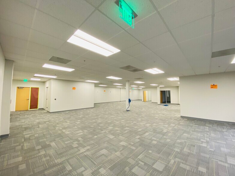 More Photos Of 910 Campisi Way, Campbell Loft Creative Space For Lease