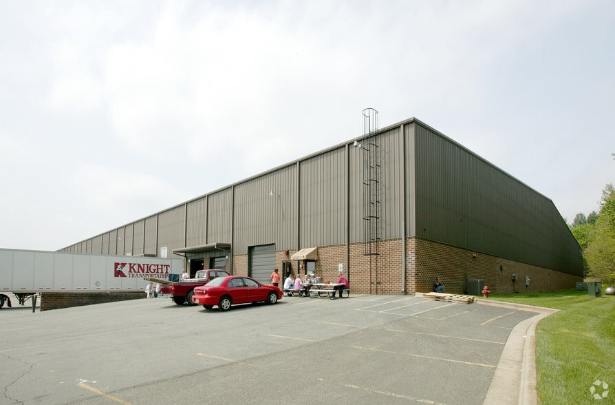 More Photos Of 540 Northridge Park Dr, Rural Hall Warehouse For Lease