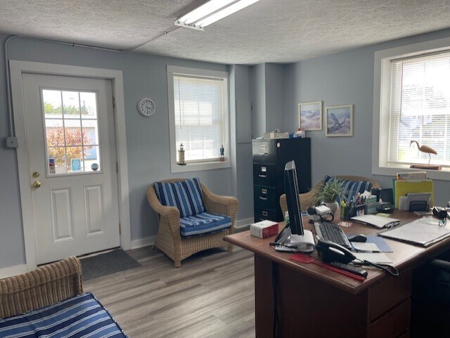 More Photos Of 75 Maple Rd, Mathews Office For Sale