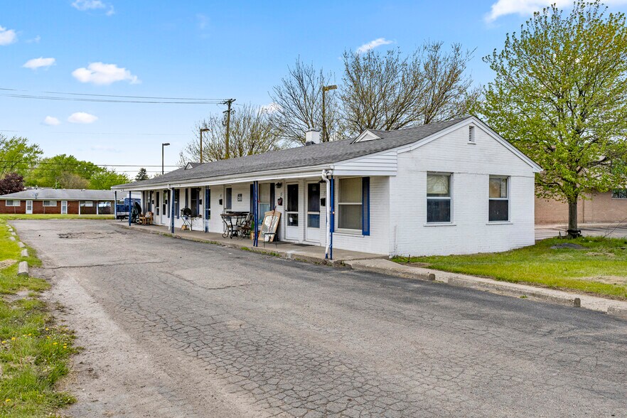 More Photos Of 228 Inkster Rd, Inkster Apartments For Sale