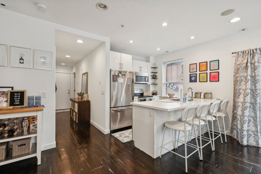 More Photos Of 263 N 3rd St, Philadelphia Apartments For Sale