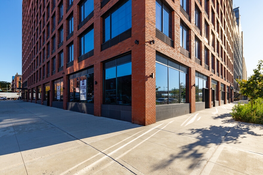 More Photos Of 40 Bruckner Blvd, Bronx Apartments For Lease