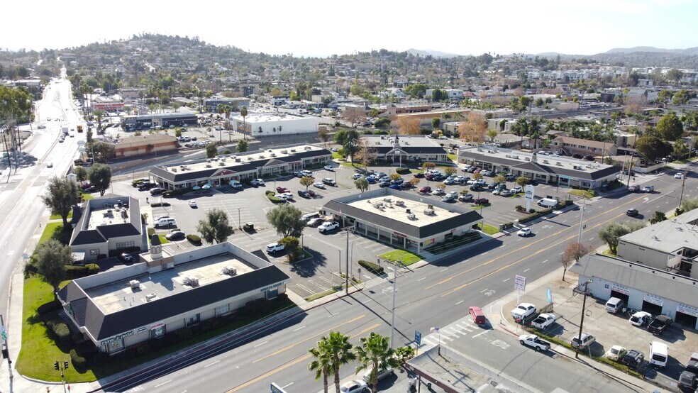 Primary Photo Of 1111-1161 E Washington Ave, Escondido Unknown For Lease