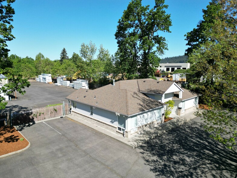 Primary Photo Of 16791 SE 120th Ave, Clackamas Warehouse For Lease