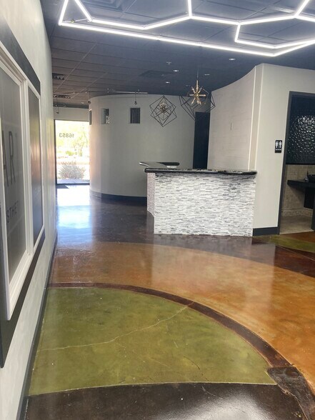 More Photos Of 16853 E Palisades Blvd, Fountain Hills Office For Lease