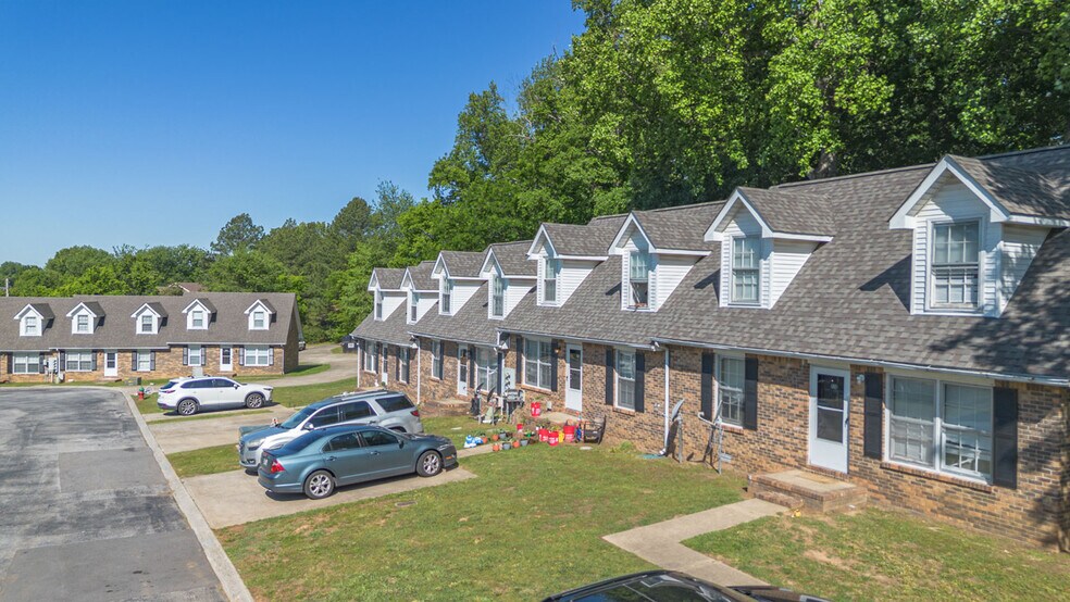 Primary Photo Of 279B Harrier ct, Clarksville Apartments For Sale