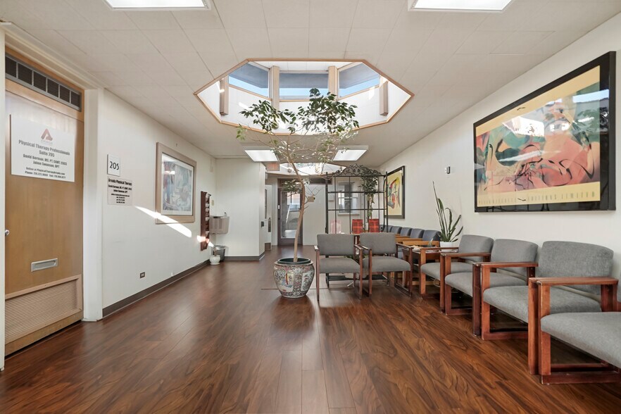 More Photos Of 8850 Ralston Rd, Arvada Medical For Sale