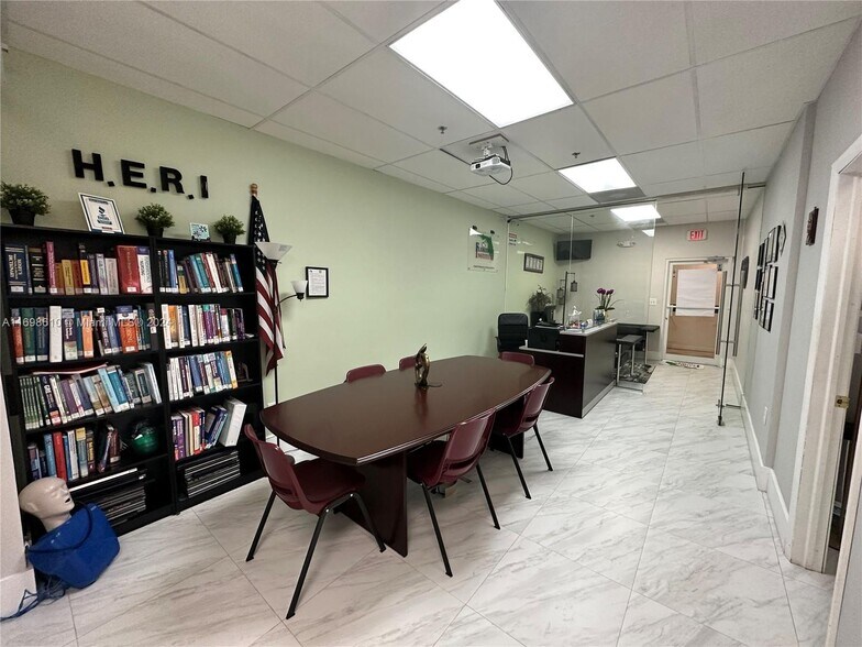 More Photos Of 7500 NW 25th St, Miami Refrigeration Cold Storage For Sale