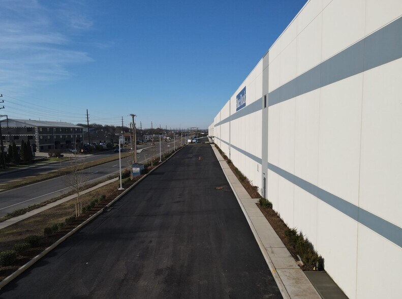 More Photos Of 111 Main St, South Amboy Industrial For Lease