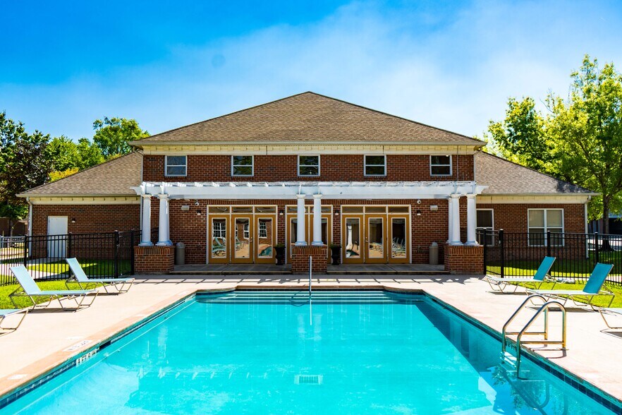 More Photos Of 3000 S Adams St, Tallahassee Apartments For Sale