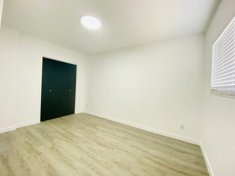 More Photos Of 10603-10609 Palms Blvd, Los Angeles Apartments For Sale