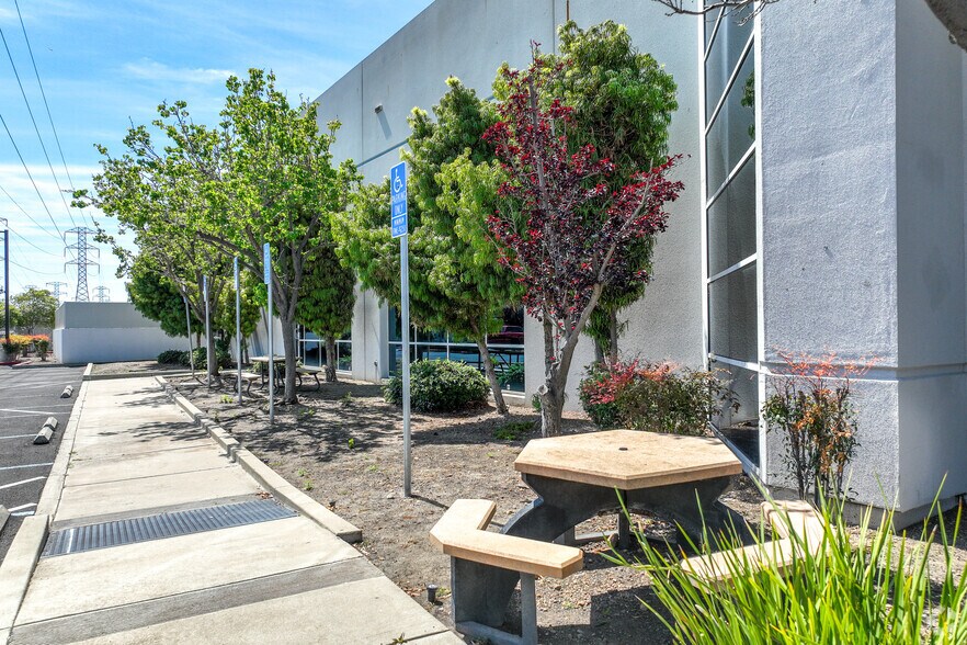 More Photos Of 43455 Osgood Rd, Fremont Warehouse For Lease