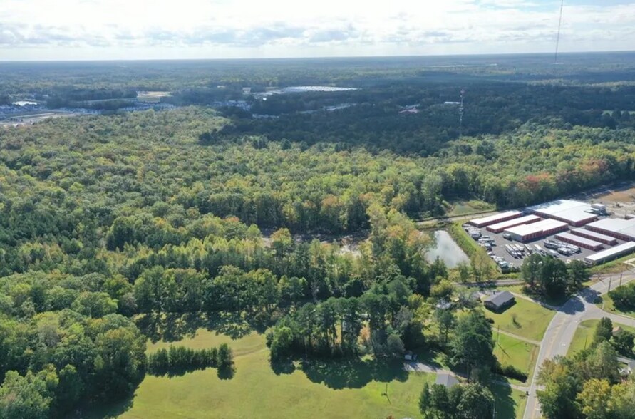 More Photos Of 4530 Shoulders Hill Rd, Suffolk Medical For Sale