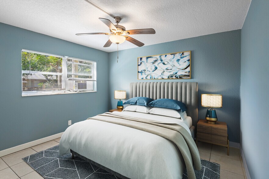 More Photos Of 925 S K St, Lake Worth Apartments For Sale