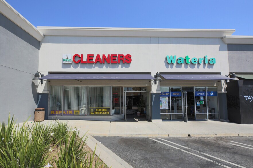 More Photos Of 7060-7076 Sepulveda Blvd, Van Nuys Unknown For Lease