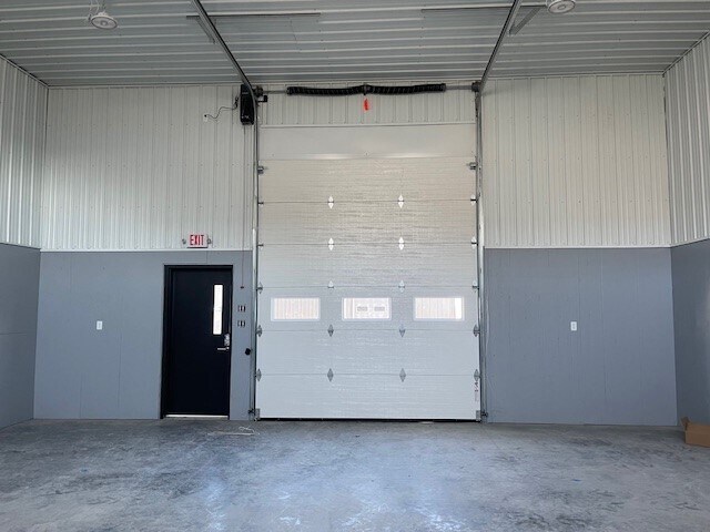 More Photos Of 25 Industrial Tract, Hudson Warehouse For Lease