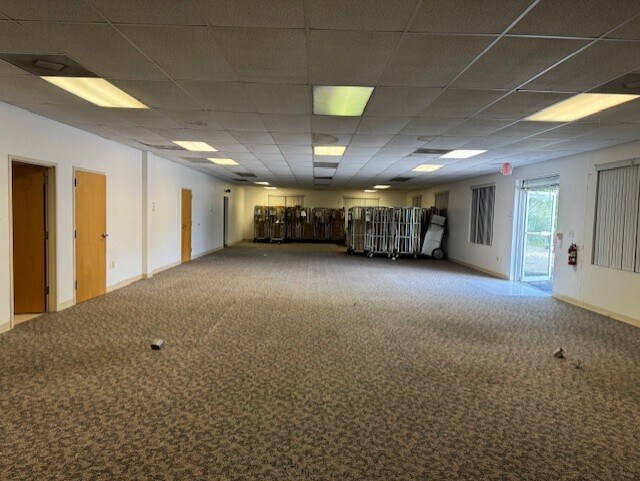 More Photos Of 240 SE Interstate Ct, Palm Bay Warehouse For Sale