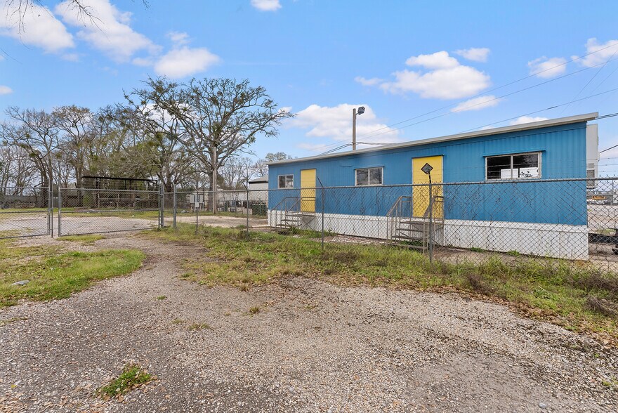 More Photos Of 24317 AL-59, Robertsdale Office For Sale
