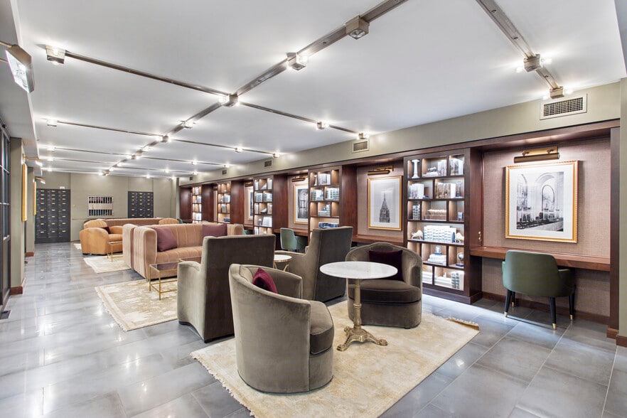 More Photos Of 40 Wall St, New York Office For Lease