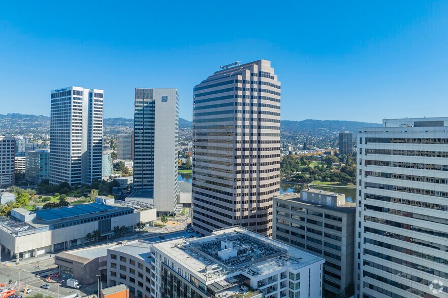 More Photos Of 1999 Harrison St, Oakland Office For Lease