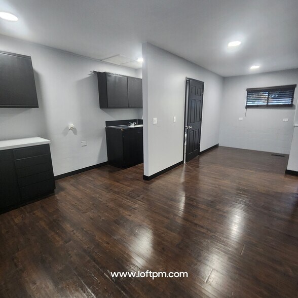 More Photos Of 372 SW 1st Ave, Ontario Office Residential For Lease