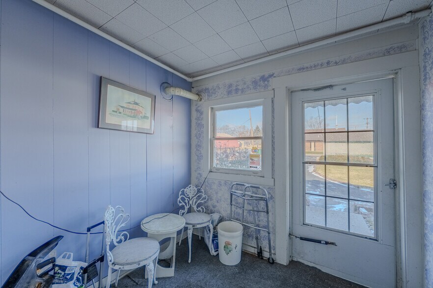 More Photos Of 101 W National Rd, Englewood Freestanding For Sale