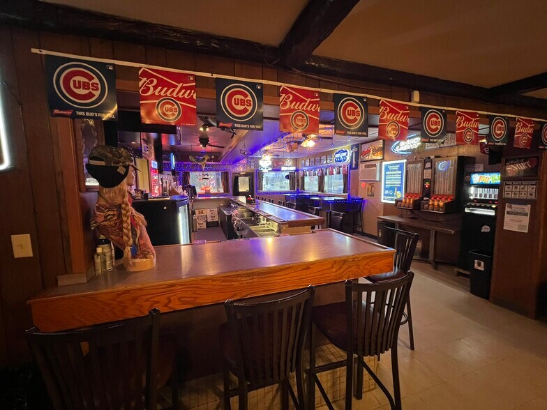 More Photos Of 7405/7409 Wayne Trce, Fort Wayne Storefront Retail Residential For Sale