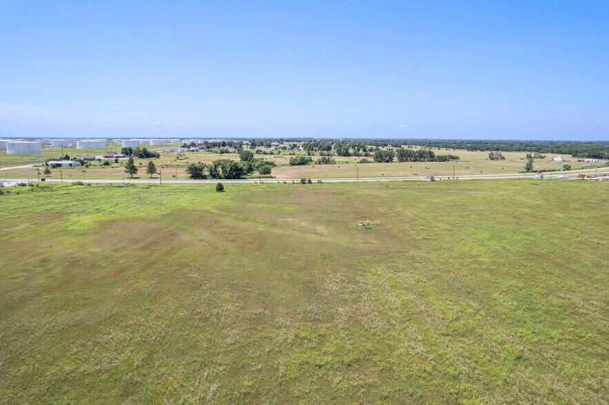 More Photos Of Waverly & Business U S 60, Ponca City Land For Sale