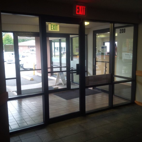 More Photos Of 20696 Bond Rd NE, Poulsbo Medical For Lease