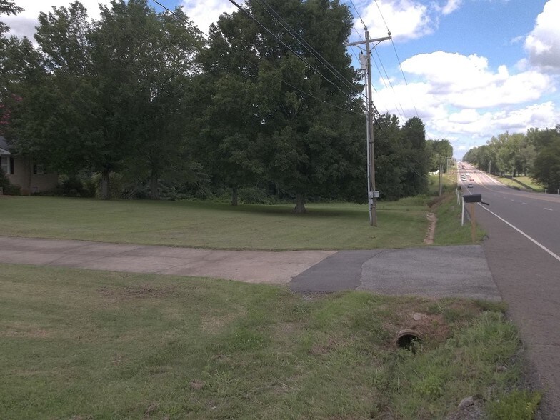 Primary Photo Of 3237 Huntsville Hwy, Fayetteville Land For Sale