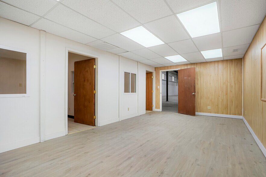 More Photos Of 5745 Monaco St, Commerce City Warehouse For Lease