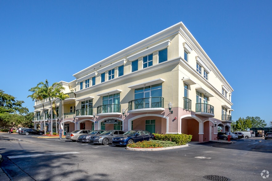 More Photos Of 5803 NW 151st St, Miami Lakes Office For Lease