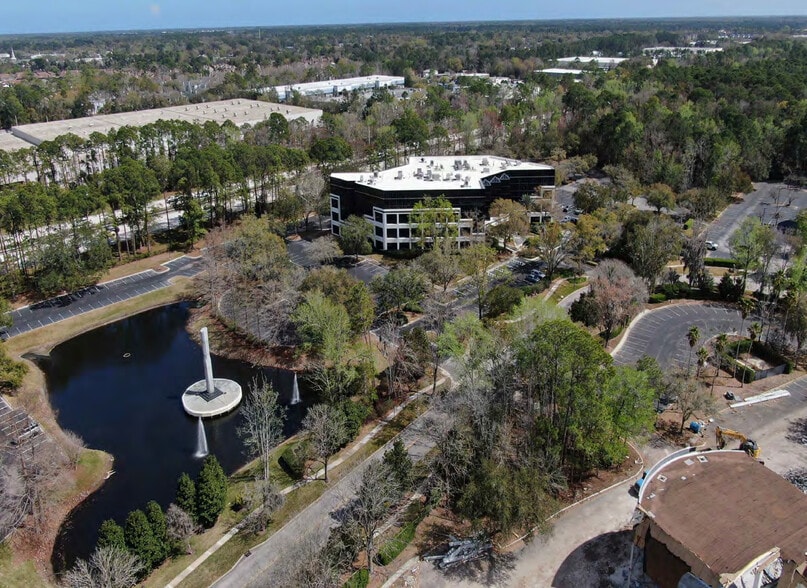 More Photos Of 8381 Dix Ellis Trl, Jacksonville Office For Sale