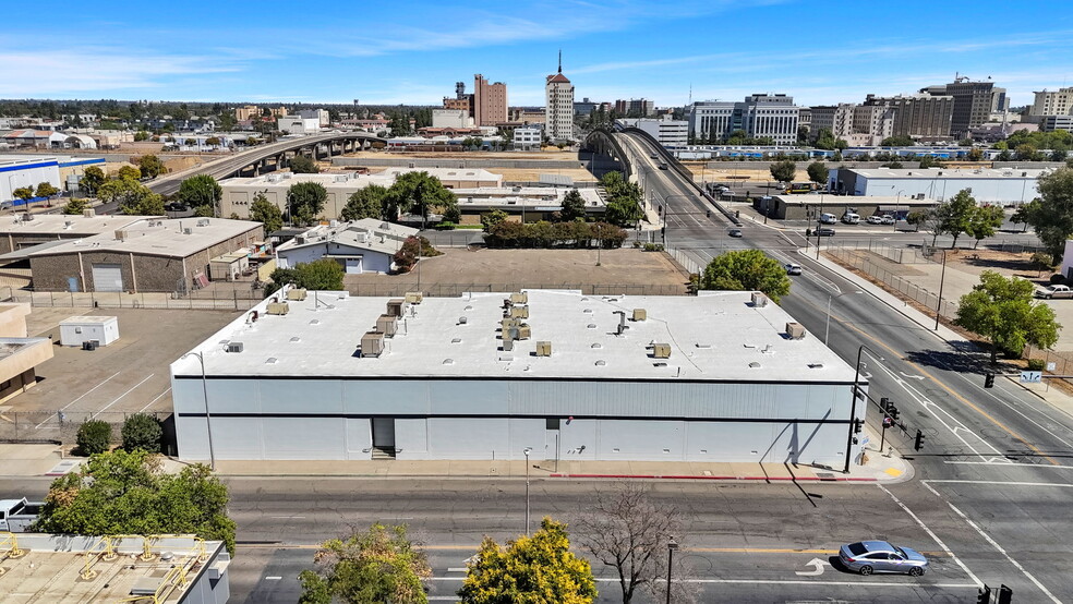 Primary Photo Of 1415 Tuolumne St, Fresno Warehouse For Lease