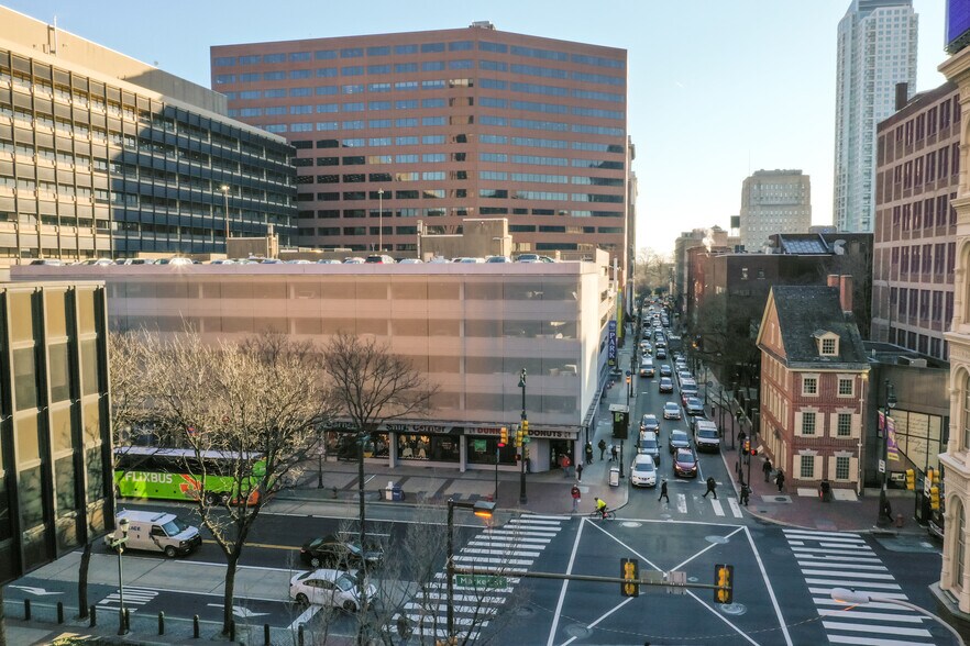 More Photos Of 618-634 Market St, Philadelphia Parking Garage For Lease