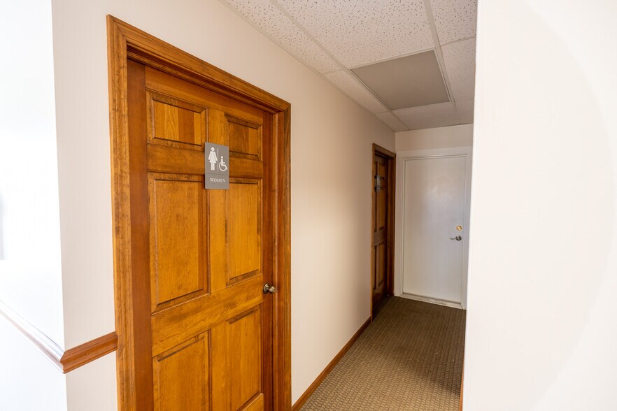 More Photos Of 447 N Old State Road 2, Valparaiso Warehouse For Lease