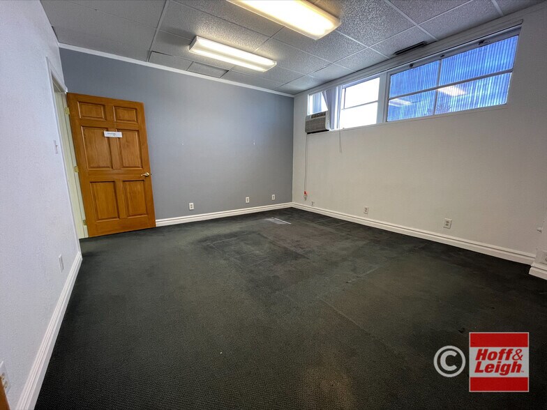 More Photos Of 8790 W Colfax Ave, Lakewood Loft Creative Space For Lease