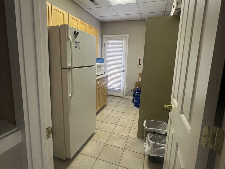 More Photos Of 6792-6796 S 1300 E, Salt Lake City Office For Sale