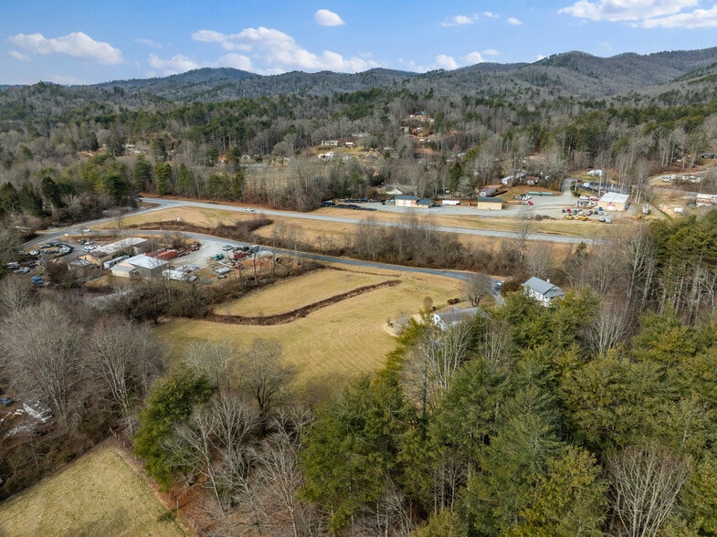 More Photos Of 146 Monteith Rd, Brevard Multifamily For Sale