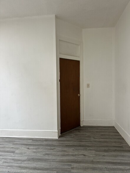More Photos Of 210 N Main St, Clarion Drugstore For Sale
