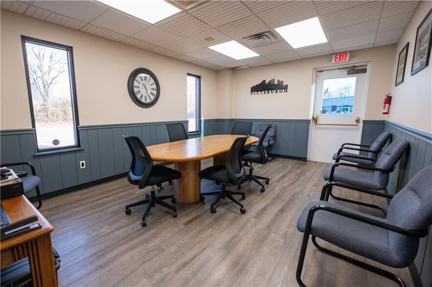 More Photos Of 320 4th St, Blawnox Manufacturing For Sale