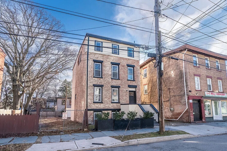 Primary Photo Of 364 Liberty St, Newburgh Apartments For Sale