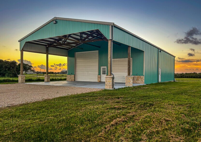 Primary Photo Of 185 E Tiki Dr, Seadrift Land For Sale