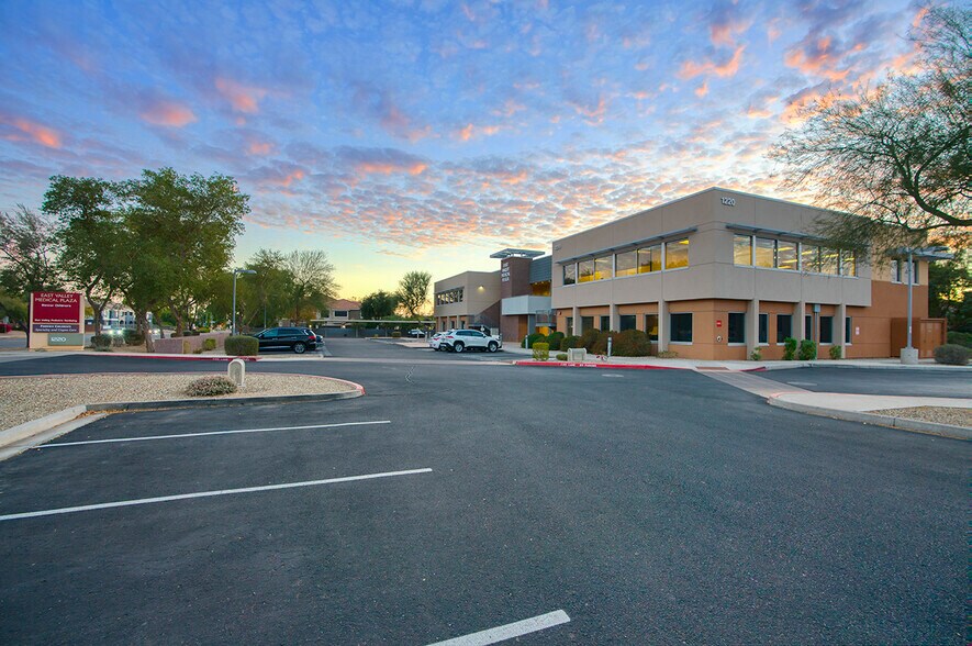 More Photos Of 1220 S Higley Rd, Mesa Medical For Lease