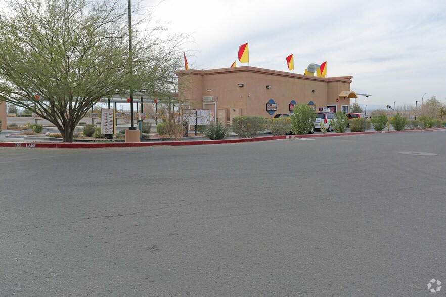 More Photos Of 1426 E Lake Mead Pky, Henderson Fast Food For Sale