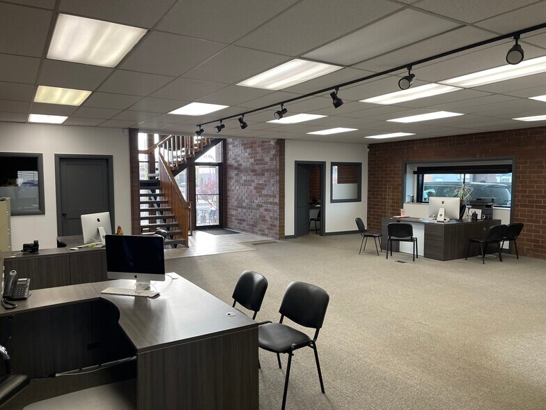 More Photos Of 1735 S 300 W, Salt Lake City Auto Dealership For Lease