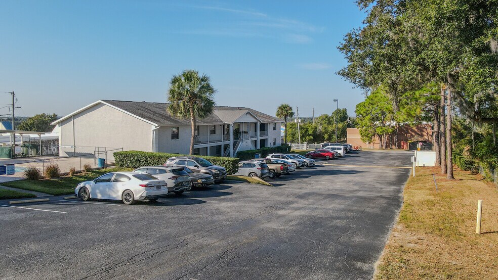 More Photos Of 38112 Townview Ave, Zephyrhills Apartments For Sale