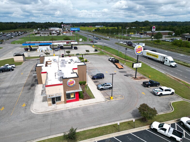Primary Photo Of 14637 Highway 231 431 N, Hazel Green Fast Food For Sale